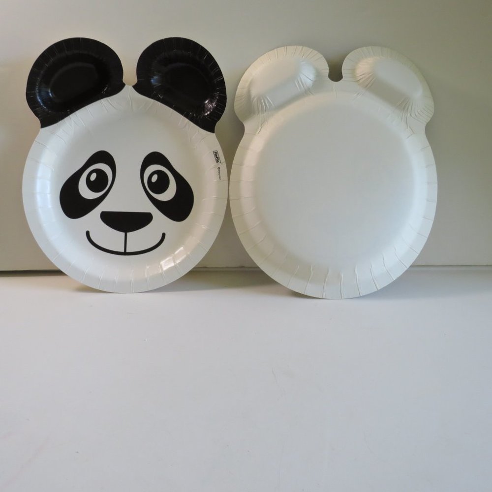 WHITE PANDA  ZOO PALS  Hefty paper plate (1 item)